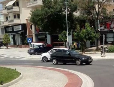 Βόλος: Γυναίκα οδηγούσε ανάποδα σε κόμβο